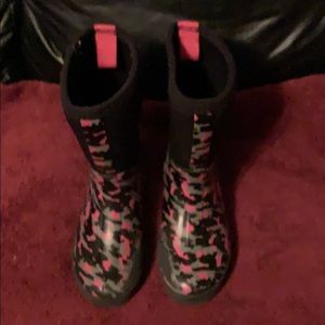 Austin Trading Co Girls Pink/Black Boots size 1